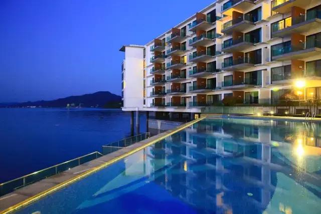 初夏阳光下太平湖沐心酒店风景,太平湖旅游攻略酒店