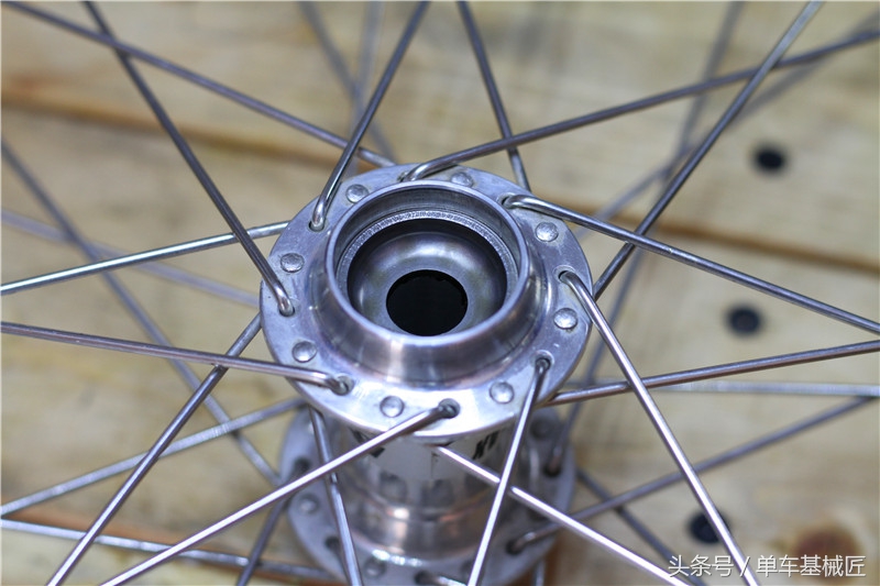 花鼓轴承拆卸技巧,拆滚珠花鼓需什么工具