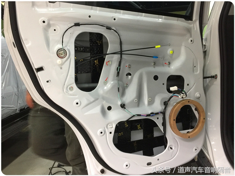 丰田致炫音响改装报价,致炫音响改装教程怎么走线