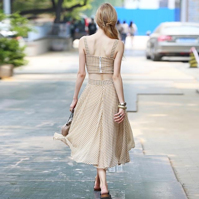 气质百搭优雅半身裙,半身裙气质高级感短版