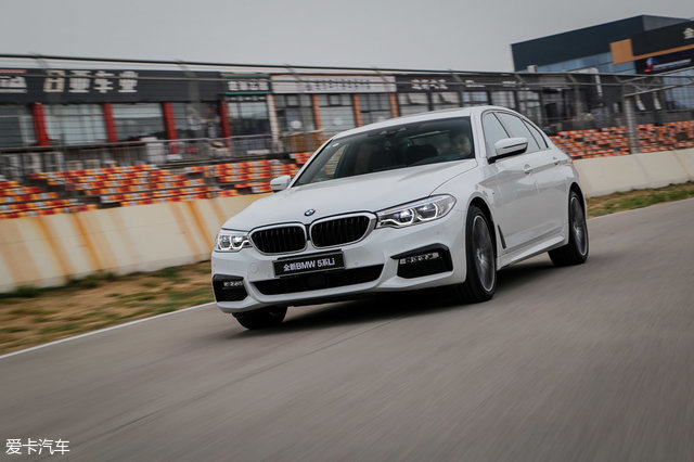 宝马530li尊享m运动版测试,宝马530lixdrive豪华版试驾