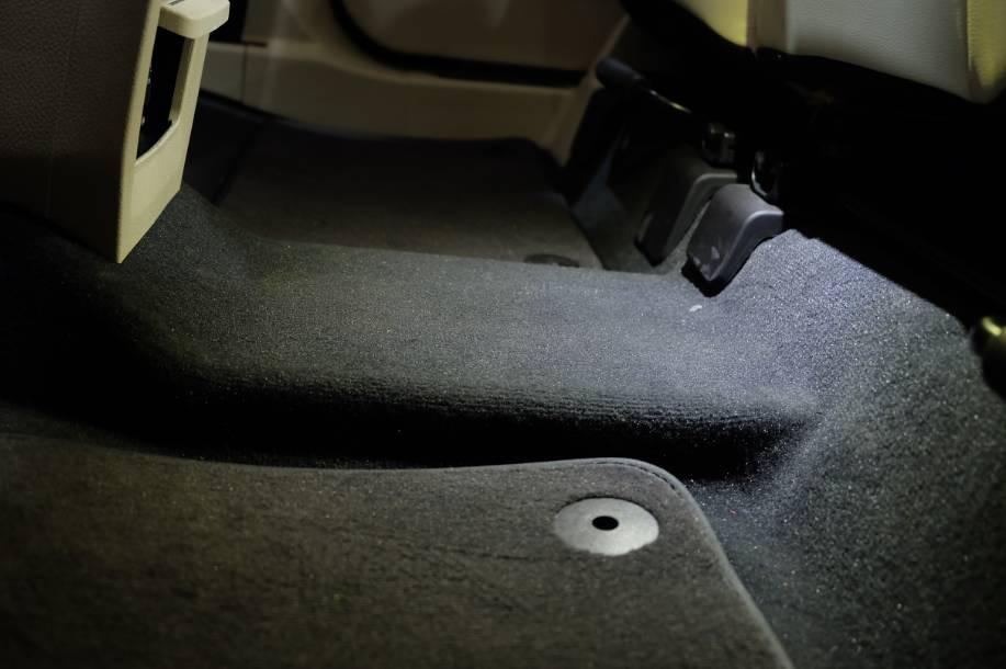 2017年众泰t700顶配评测,众泰t700是什么发动机