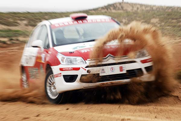 二手车是买里程少的还是年限短的,买二手车看里程还是看配置