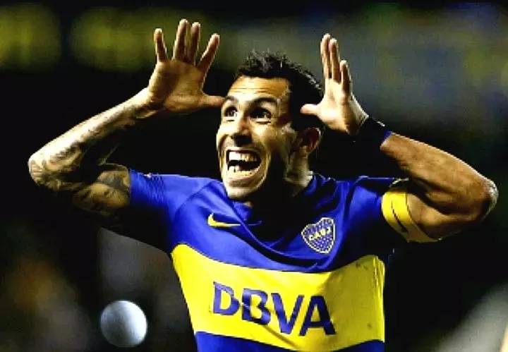 申花登巴巴断腿事件,上海申花登巴巴骨折休息了多久