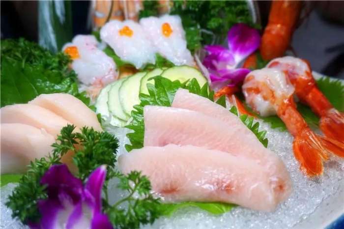 所有的美好都藏在不经意间，日式顶级活造刺身料理等你来寻味！