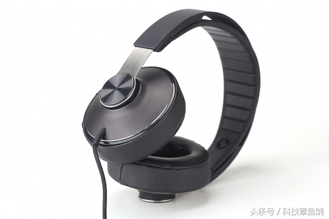 高考最后一个月买耳机,飞利浦耳机和漫步者耳机