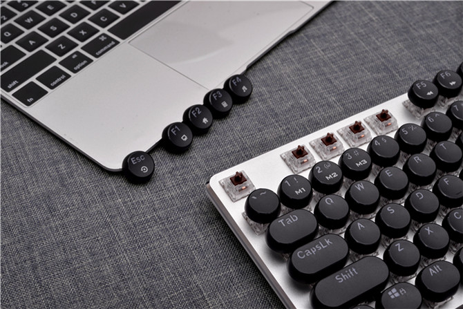 腹灵GT104S二代机键盘圆形键帽，手感一样的好