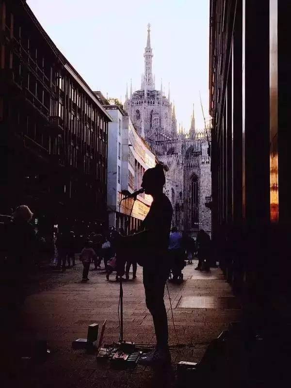 摄影大师的黑白街头摄影作品,30张街头摄影精选