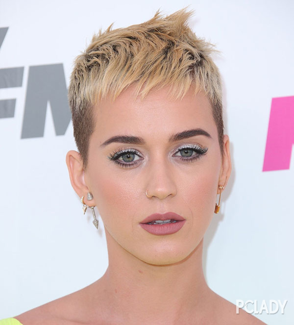 超短发怎么剪不老气,适合普通人剪的超短发