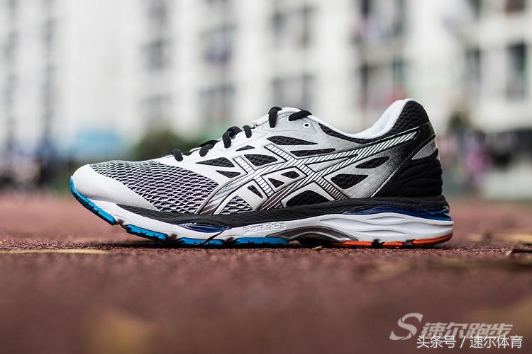 怎样选合适的asics跑鞋,asics亚瑟士最好的跑鞋