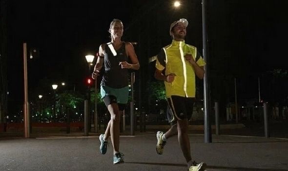 怎么夜跑最有效率呢,10点夜跑有什么好处