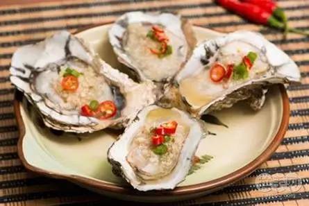 生蚝！生蚝！不可描述的功能让国人着迷，今天老广教你“蚝门九式”，从普通吃货晋级资深老饕