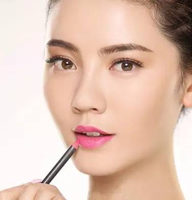 夏日更迷人-教你妆出桃花好气色(下)