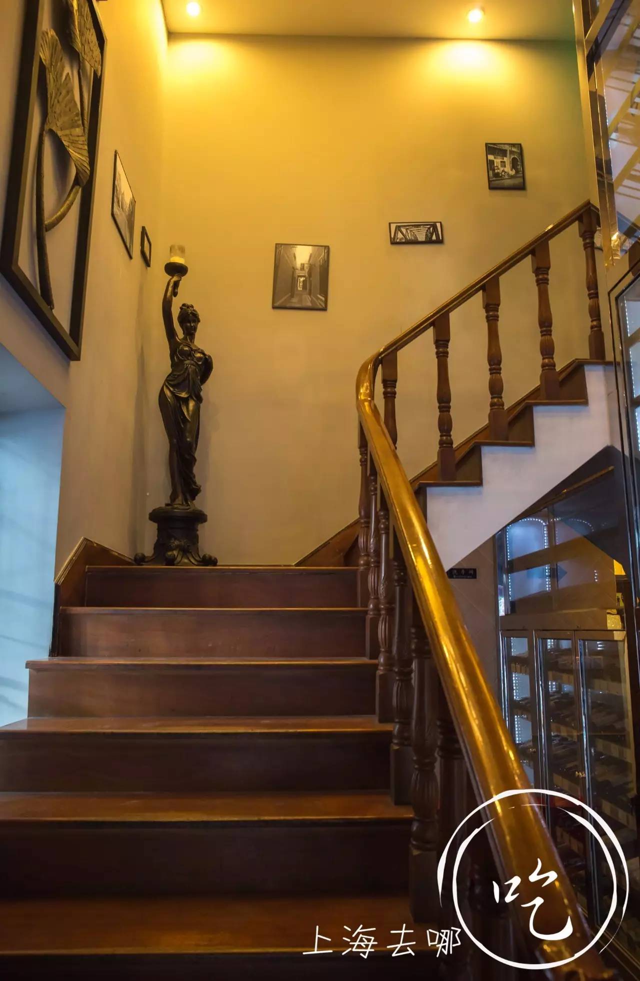 原宋庆龄办公室旧址居然藏了家酒窖餐厅！近400种原装原瓶酒爽到翻！