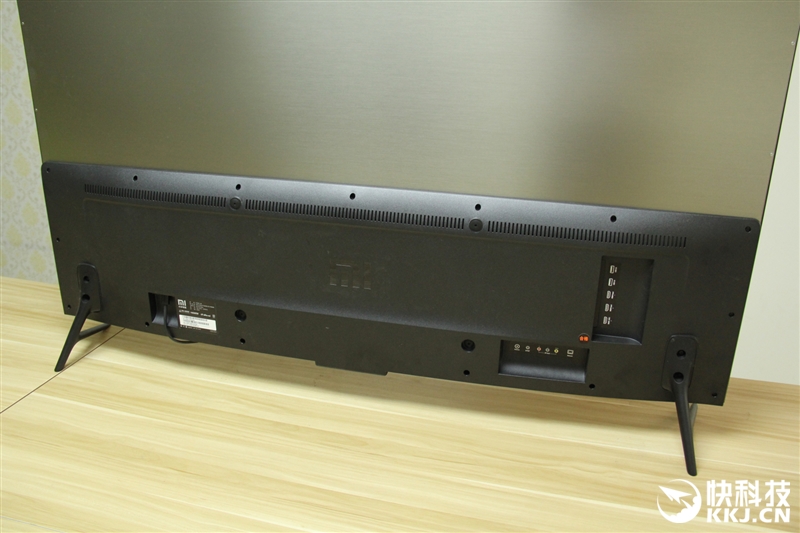 小米电视455英寸评测：4K+4.9mm极致超薄