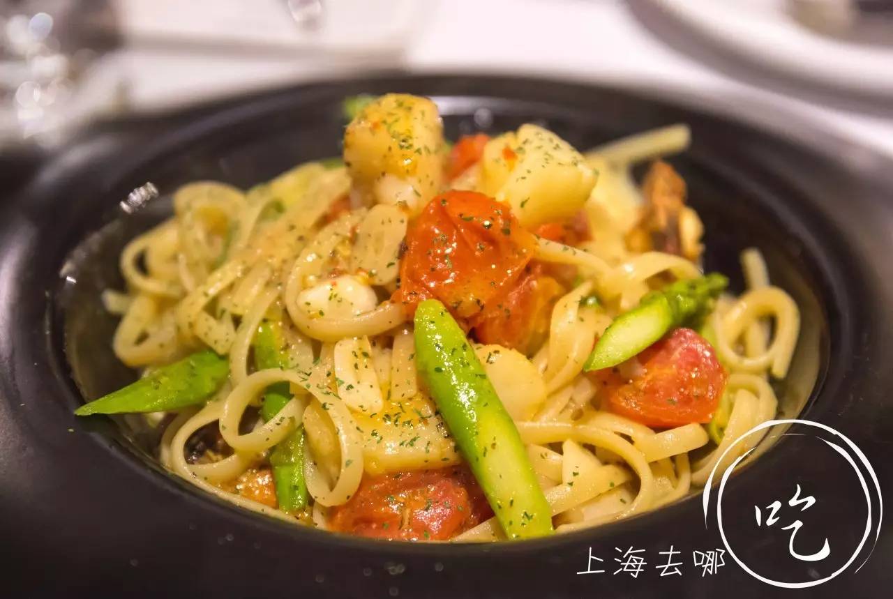 原宋庆龄办公室旧址居然藏了家酒窖餐厅!近400种原装原瓶酒爽到翻!