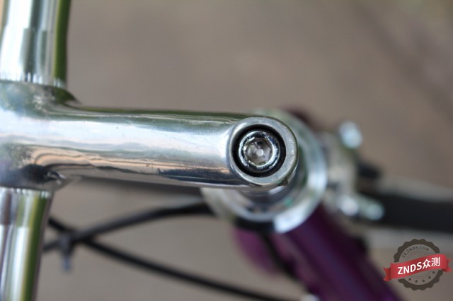 死飞下楼梯漂移各种动作,自行车漂移过弯技巧死飞