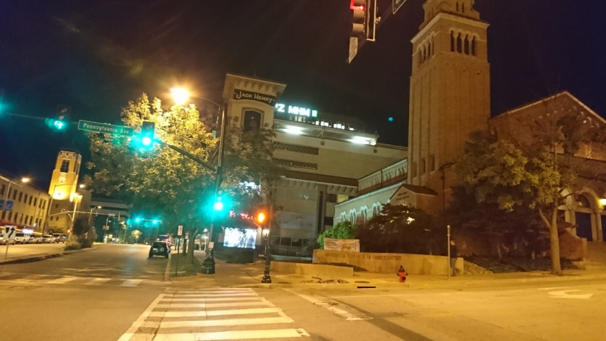 索尼xperia1ii跟1iii的区别,小内存nas