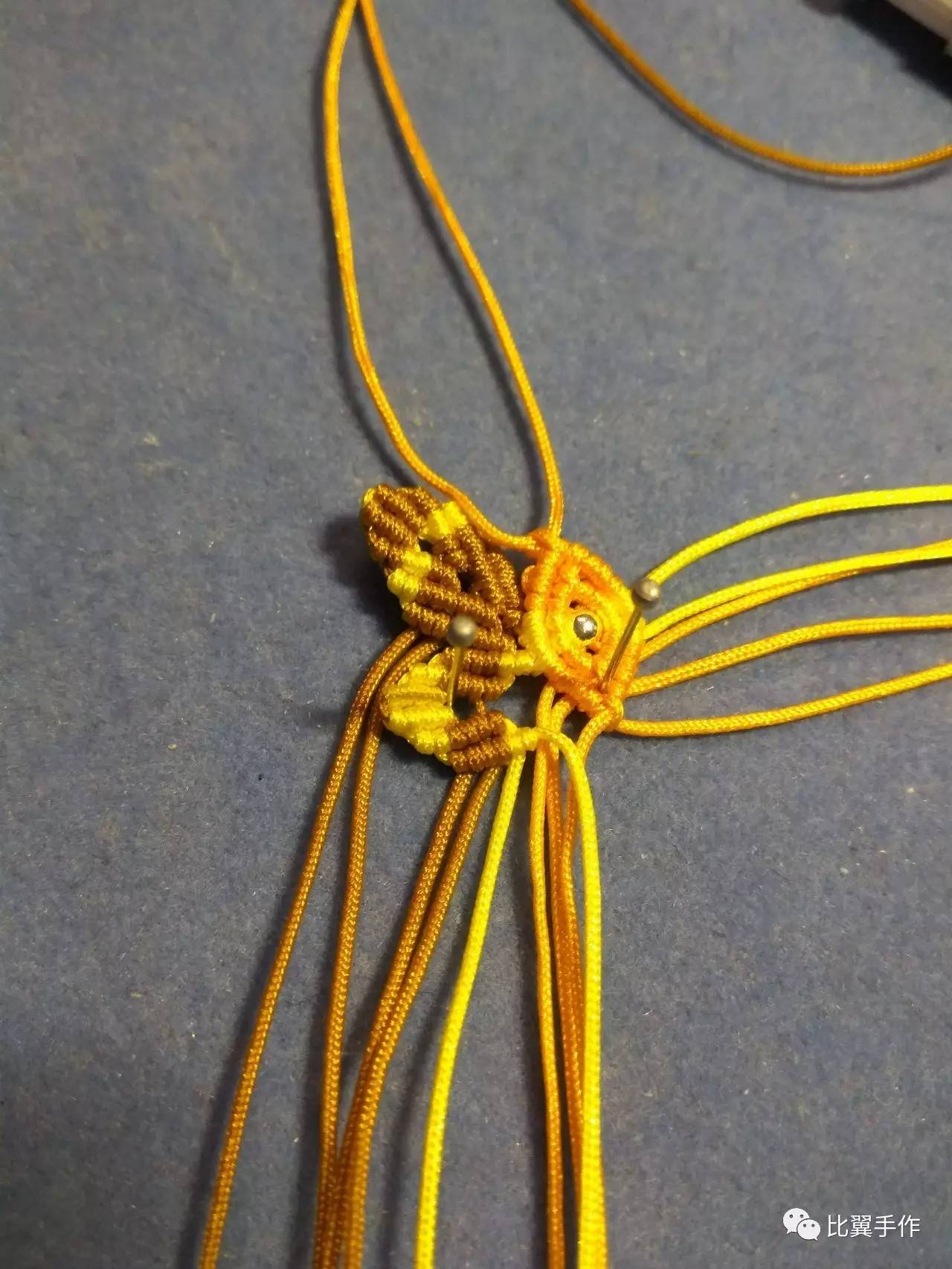 蝴蝶的各种编法教程,比翼双飞编织教程简单又漂亮