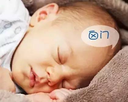 六个月宝宝头皮乳痂可以抠吗,宝宝乳痂不能抠会有灾难性后果