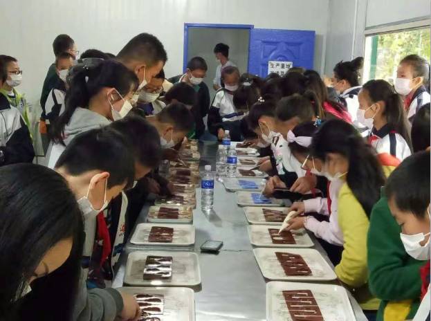 有阳光的日子，都不辜负｜听台商李贤治在川“务农”的“庄园经”