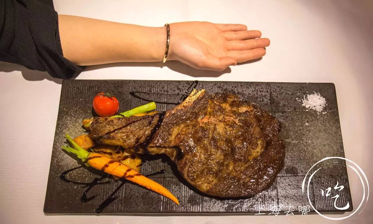 原宋庆龄办公室旧址居然藏了家酒窖餐厅！近400种原装原瓶酒爽到翻！