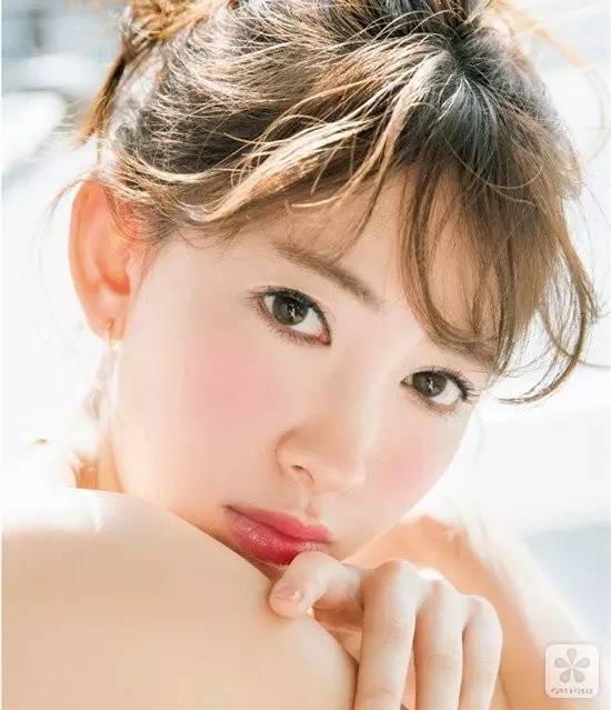 光泽感超棒的清透少女妆容,日系透明妆容化妆视频