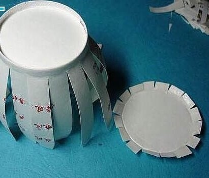 手工纸杯制作花灯幼儿园废物利用,正月十五制作花灯方案