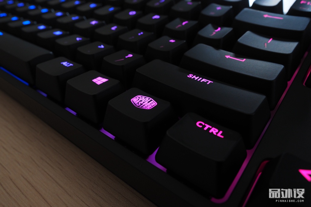 酷冷至尊键盘烈焰枪测评,酷冷至尊机械键盘xtv2
