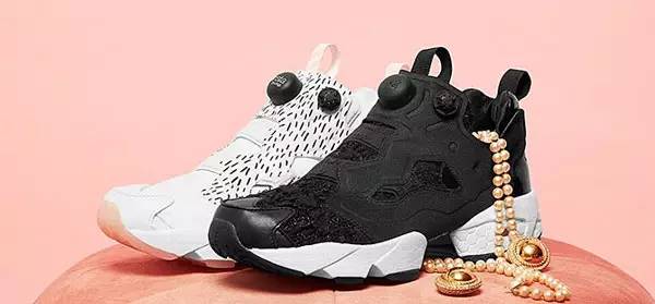 小黑鞋秒变小白鞋,小白鞋被黑皮鞋染了怎么办