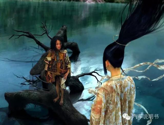 女人开车就是霸气视频,女人开车时搞笑的样子