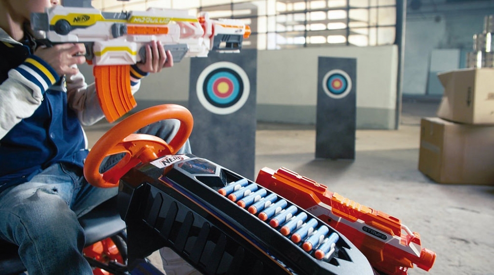 nerf冲锋发射器玩具枪,nerf战斗