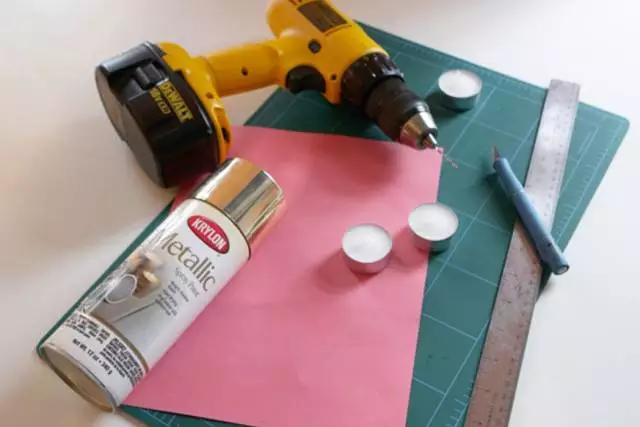 婚礼创意桌牌制作图片,diy手工制作婚礼布置