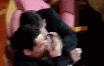 是胡也是霍，情人节伙着过，为什么最近这本时尚杂志卖疯了？