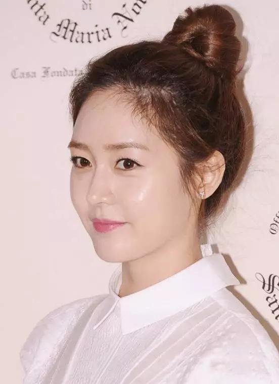 鼻子垫的太往上了,鼻子垫得不高是不是不容易歪