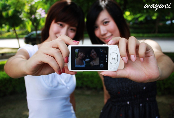 秋烟奶杏色适合的妆容,清透灵气妆容搭配什么粉底