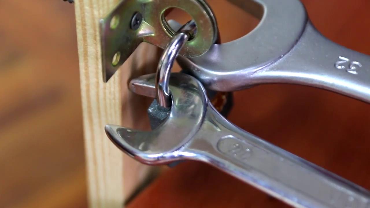 钥匙开锁小妙招,最好用的开锁办法是什么