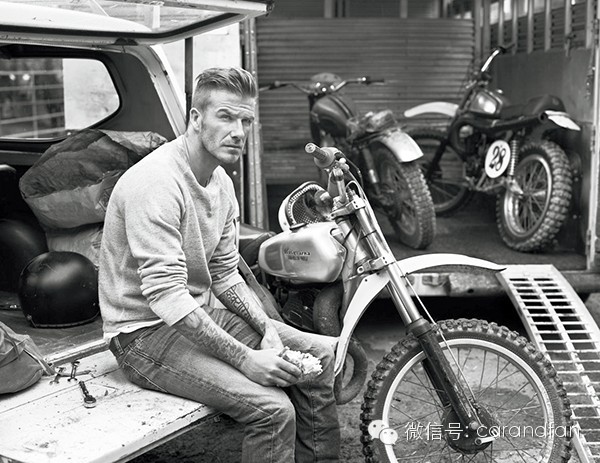 小李子小金人获奖视频,小金人有几款车