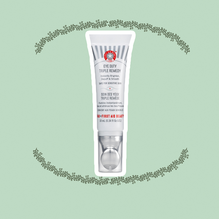 很多人都不知道怎么选择眼霜,平民又好用的眼霜