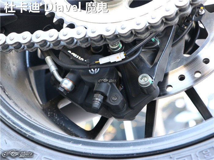 当“大魔鬼”遇上“M109R”，能让“胜利-战斧”挥舞起来吗