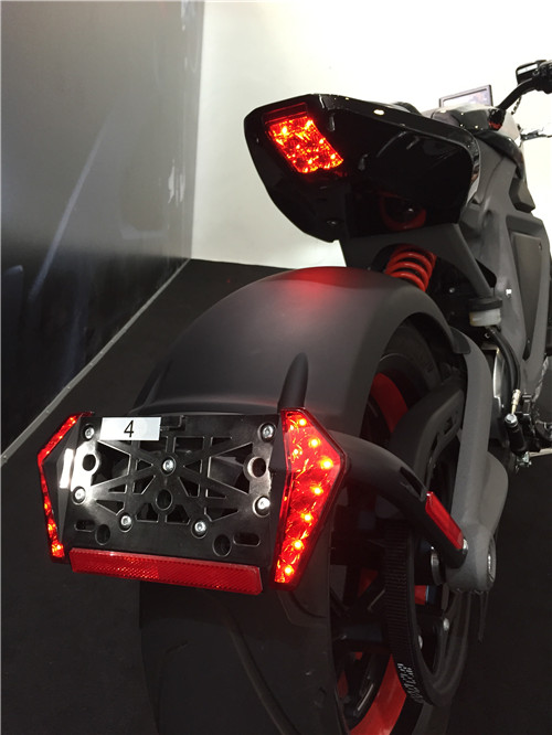 哈雷livewire试驾视频,哈雷新车livewire评测