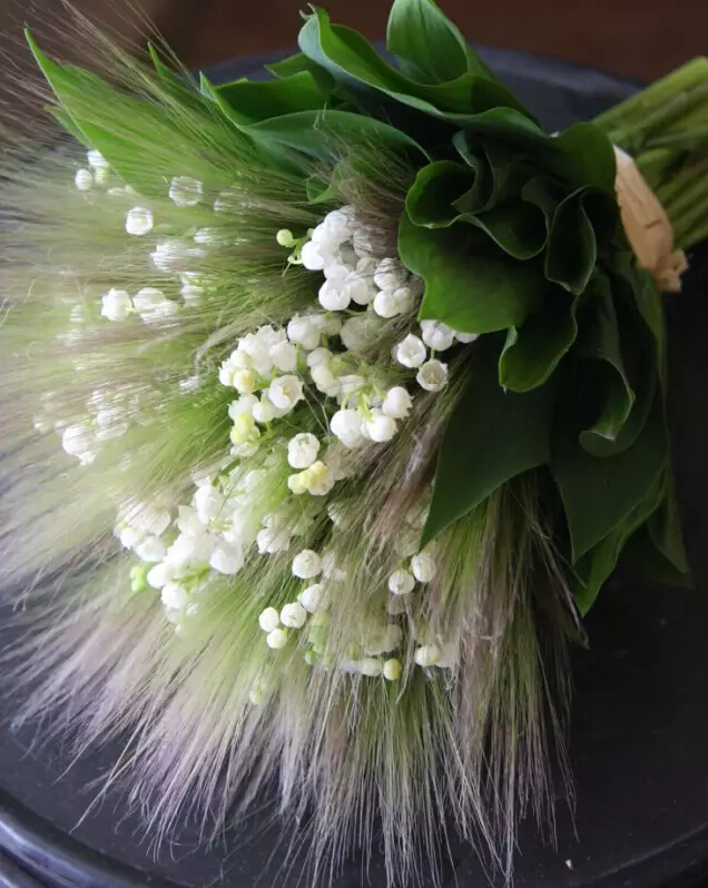 每日一花花语,周大福铃兰花开幸福归来