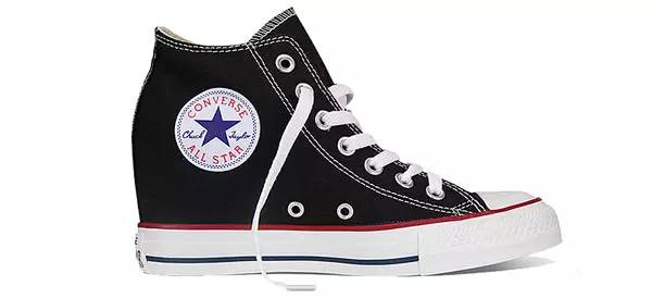 小黑鞋秒变小白鞋,小白鞋被黑皮鞋染了怎么办