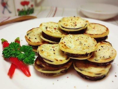 面煎茄饼,煎茄饼