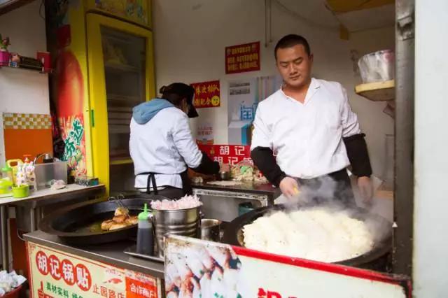 暴走上海18家锅贴店，给你最强测评分析！扛把子居然在...