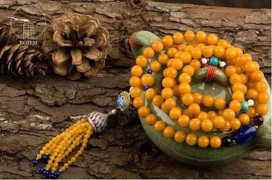 蜜蜡的造假手段,各种造假蜜蜡都会暴露出真身