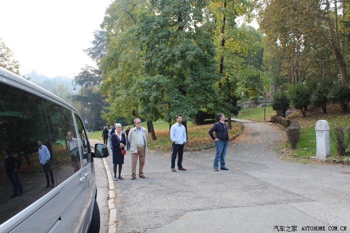 国外结婚租婚车吗 (国外婚车租赁价格表)