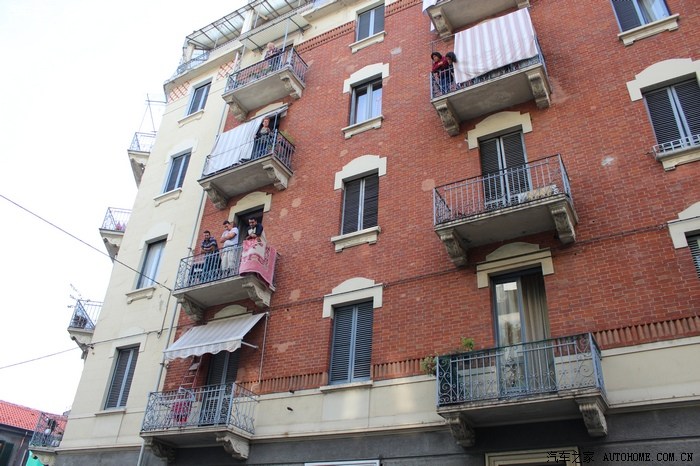 国外结婚租婚车吗 (国外婚车租赁价格表)