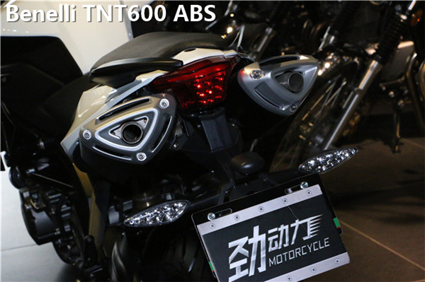 黄龙600和正常四缸,黄龙600新款对比老款