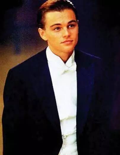 莱昂纳多第一次得奥斯卡最佳男主角,怎么评价莱昂纳多拿到奥斯卡奖